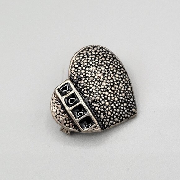 Sterling Silver Marcasite Small Heart Shaped Brooch Pin Textured Black Crystals - Picture 3 of 7
